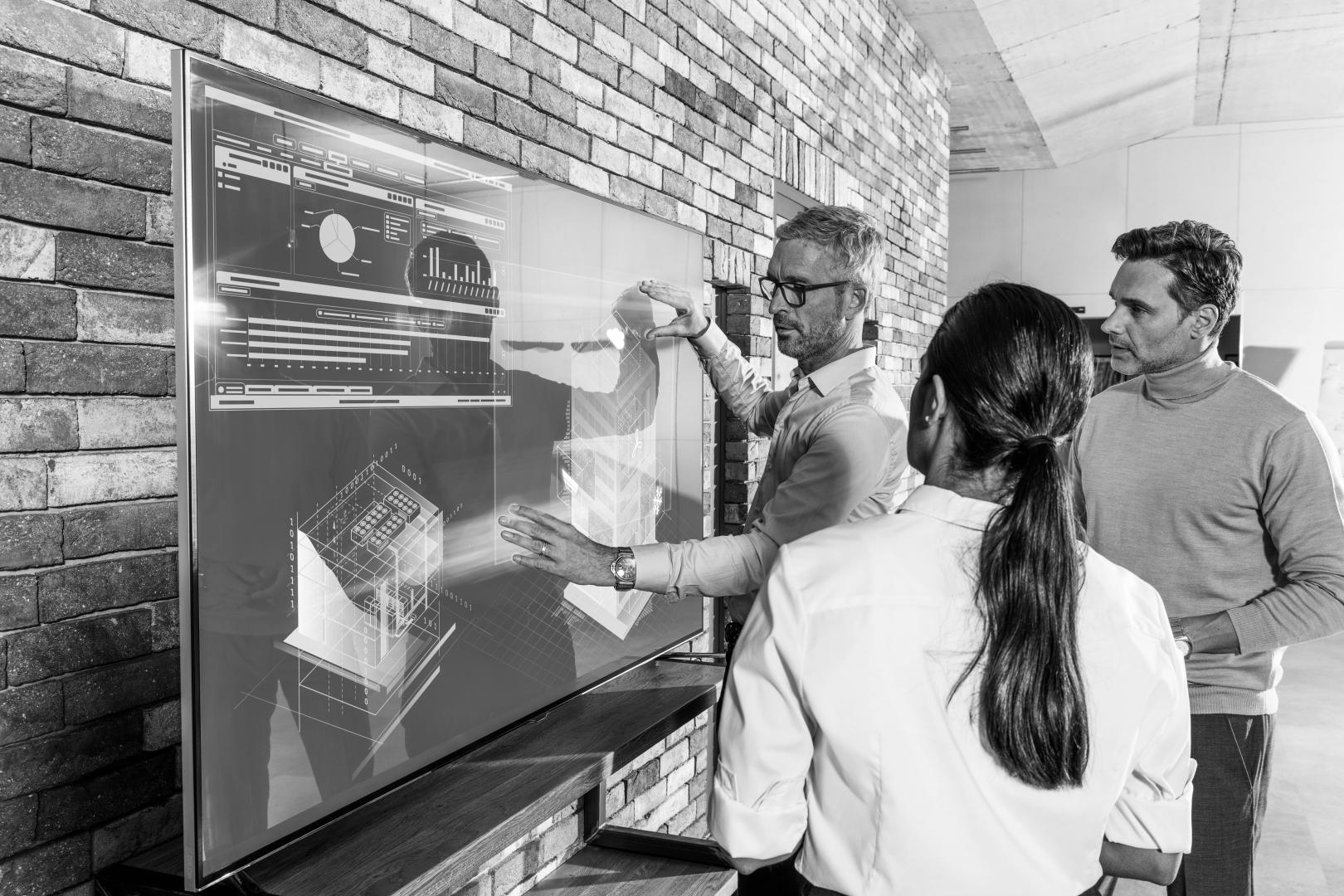 ENABLING NEW BUSINESS MODELS THROUGH DIGITAL FIELD SERVICE